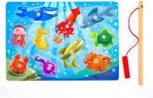 Load image into Gallery viewer, Melissa and Doug Wooden Magnetic Fishing Puzzle
